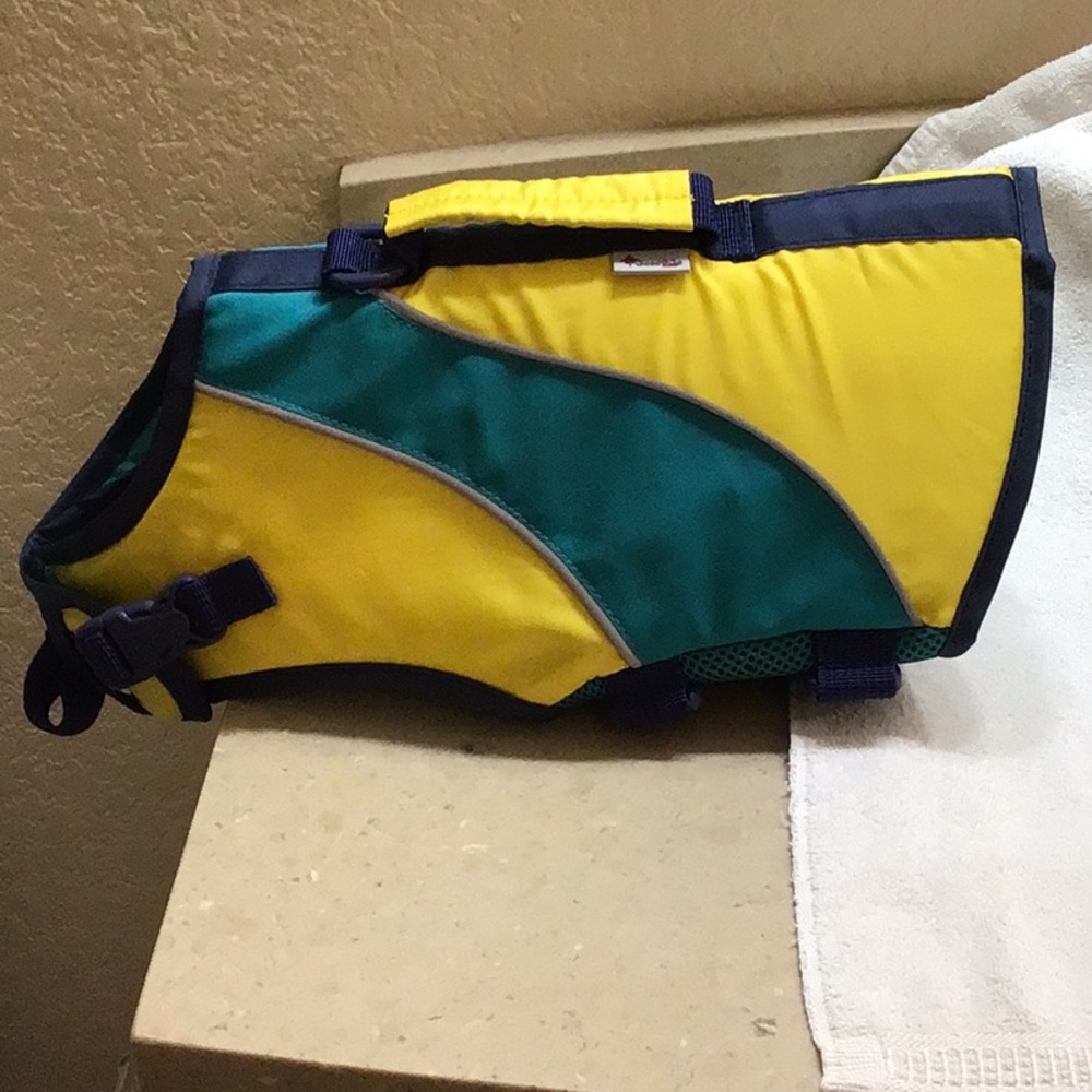 Small Dog Flotation Device